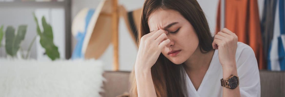 Tension Headache vs Migraine – Key Differences & How To Treat Them